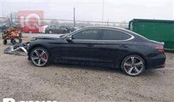 جنسس G70